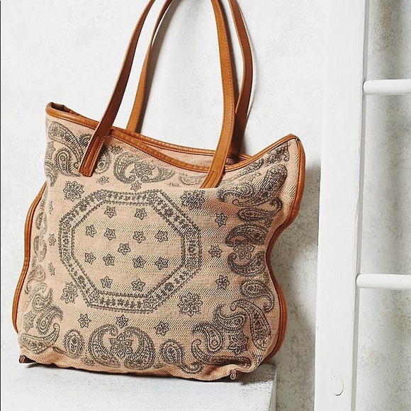Free People Handbags - FREE PEOPLE Sun Valley TOTE BAG Purse NEW
